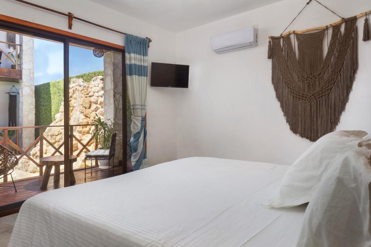 Lagoon Boutique Hotel - Luxury Chaman Experience Тулум Екстериор снимка